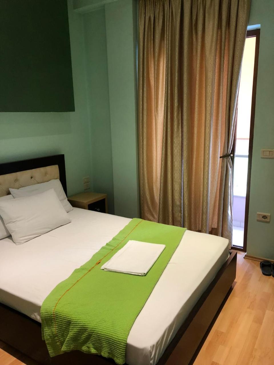 Hotel Shehu Gjirokastër 外观 照片